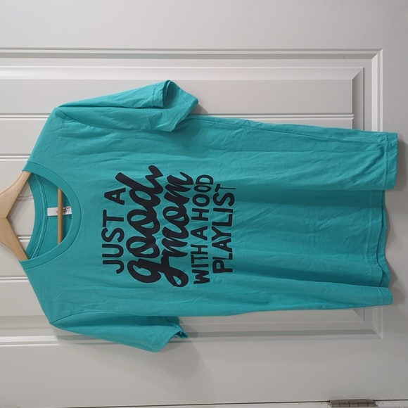 Tops - Women's Just A Good Mom With A Hood Playlist T-shirt